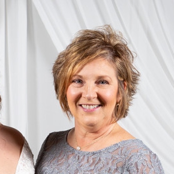 Meet your Posher, Mellany - Picture 1 of 1